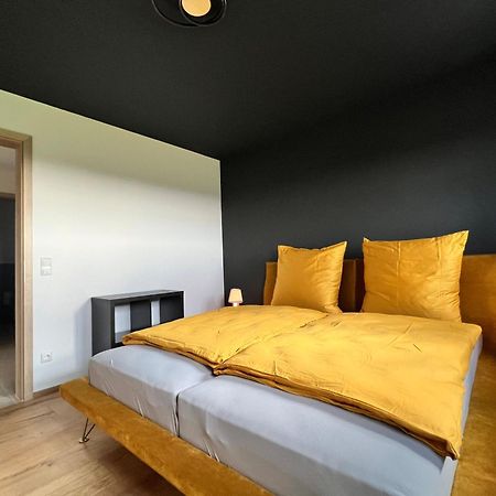 Stay Nice Apartments Dorfen Naehe Muenchen Jacuzzi Grillkota 75 Zoll Tv Exterior photo
